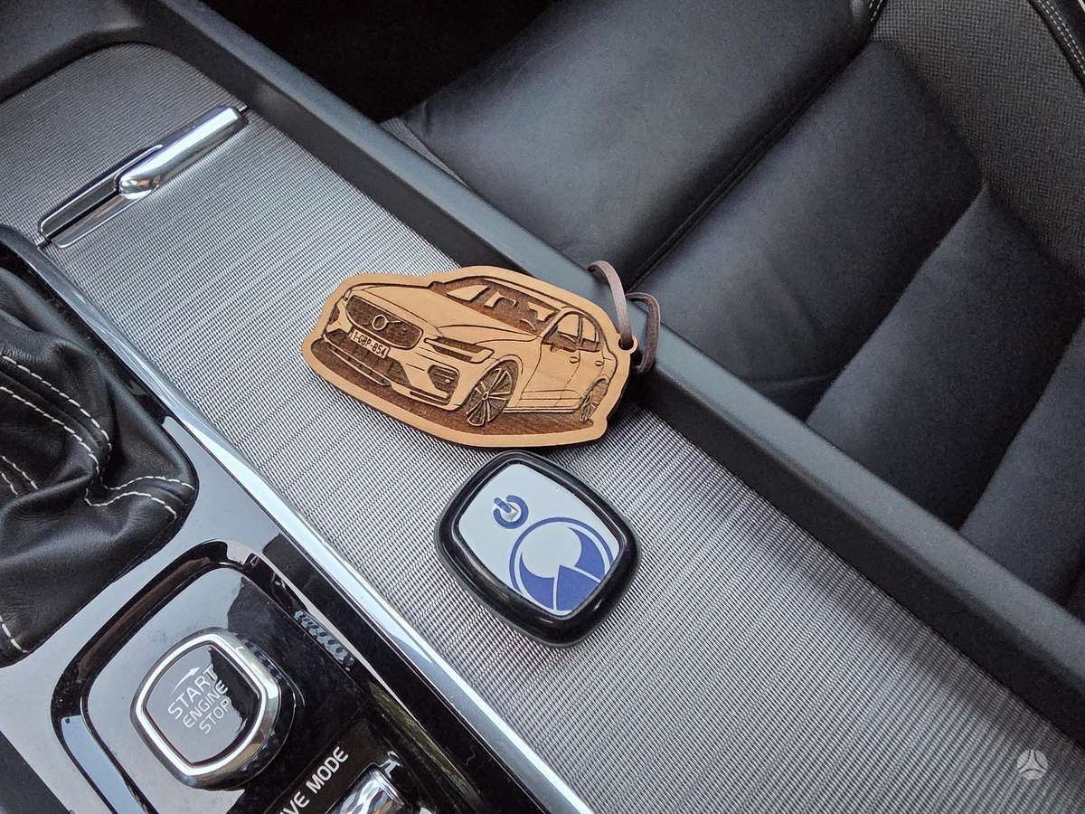 Volvo S60, 2.0 l., Седан