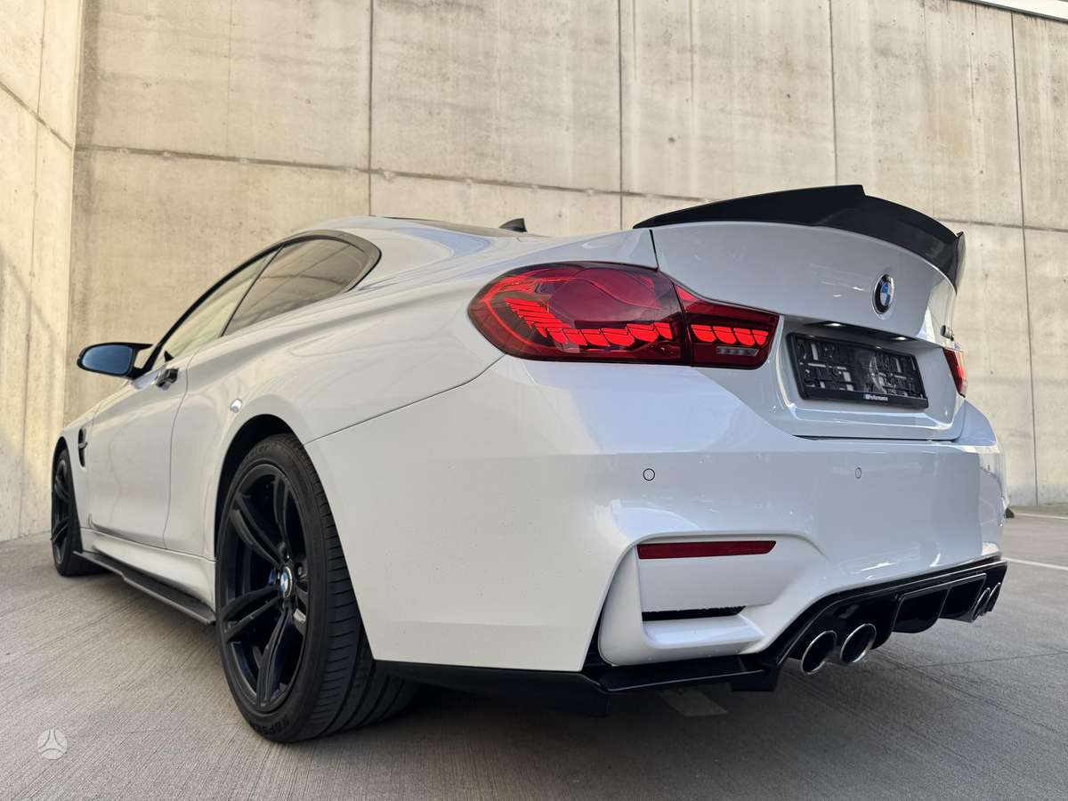 BMW M4, 3.0 l., coupe