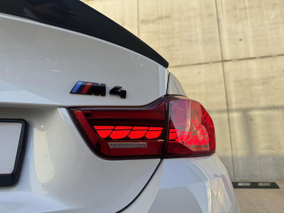 BMW M4, 3.0 l., coupe