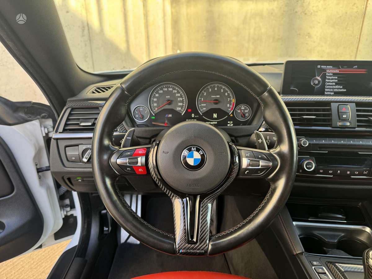 BMW M4, 3.0 l., coupe