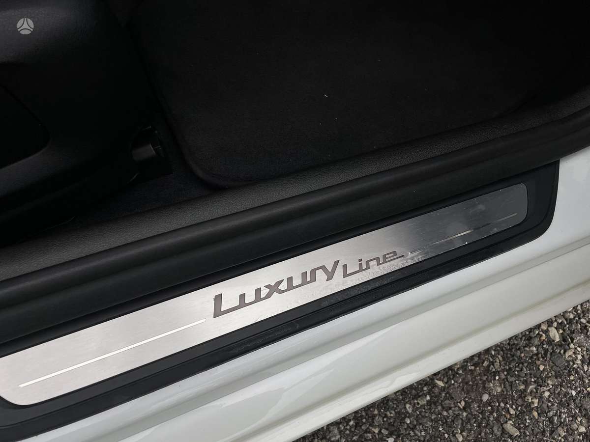 BMW 520, 2.0 l., Седан