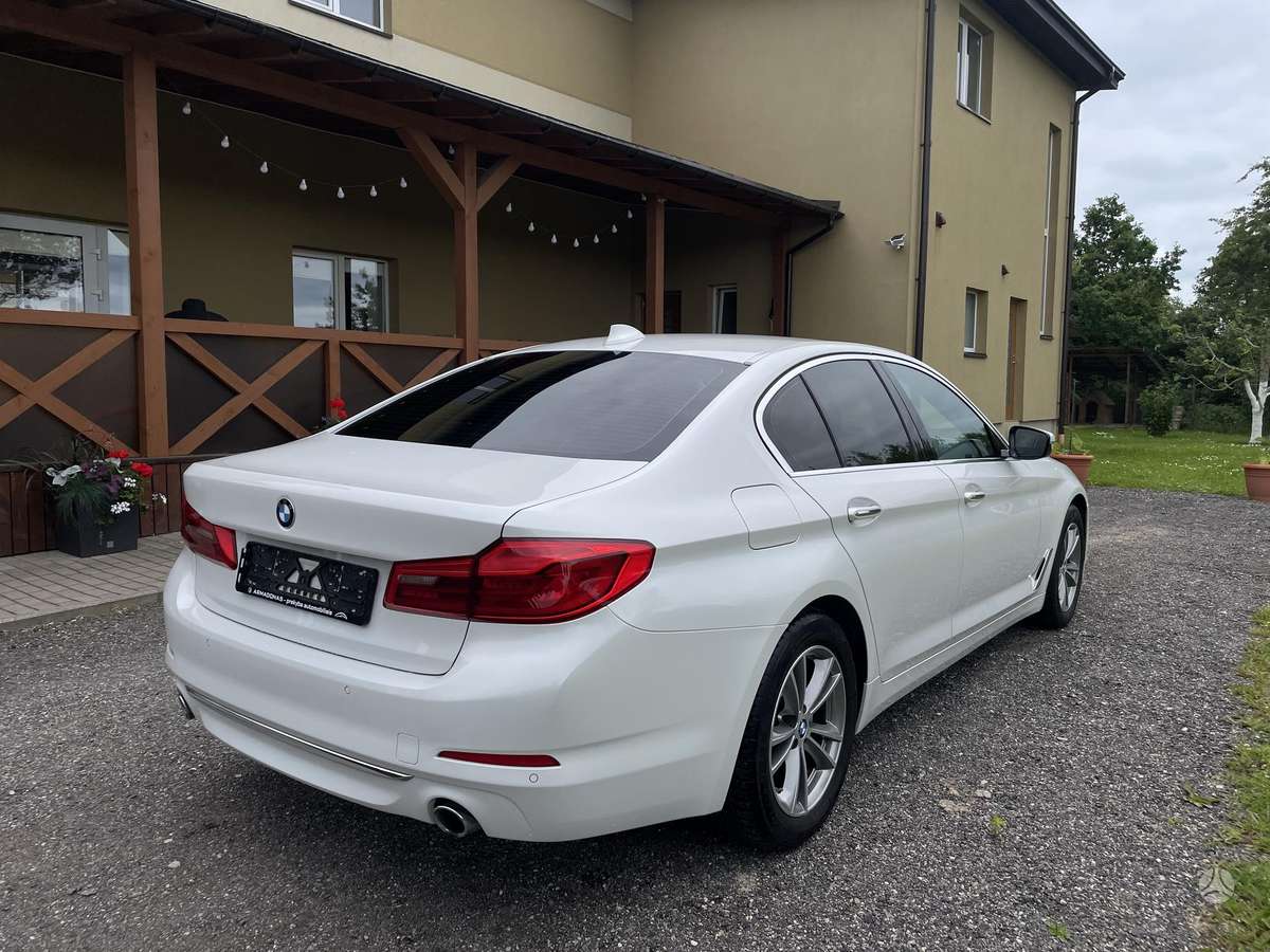 BMW 520, 2.0 l., Седан