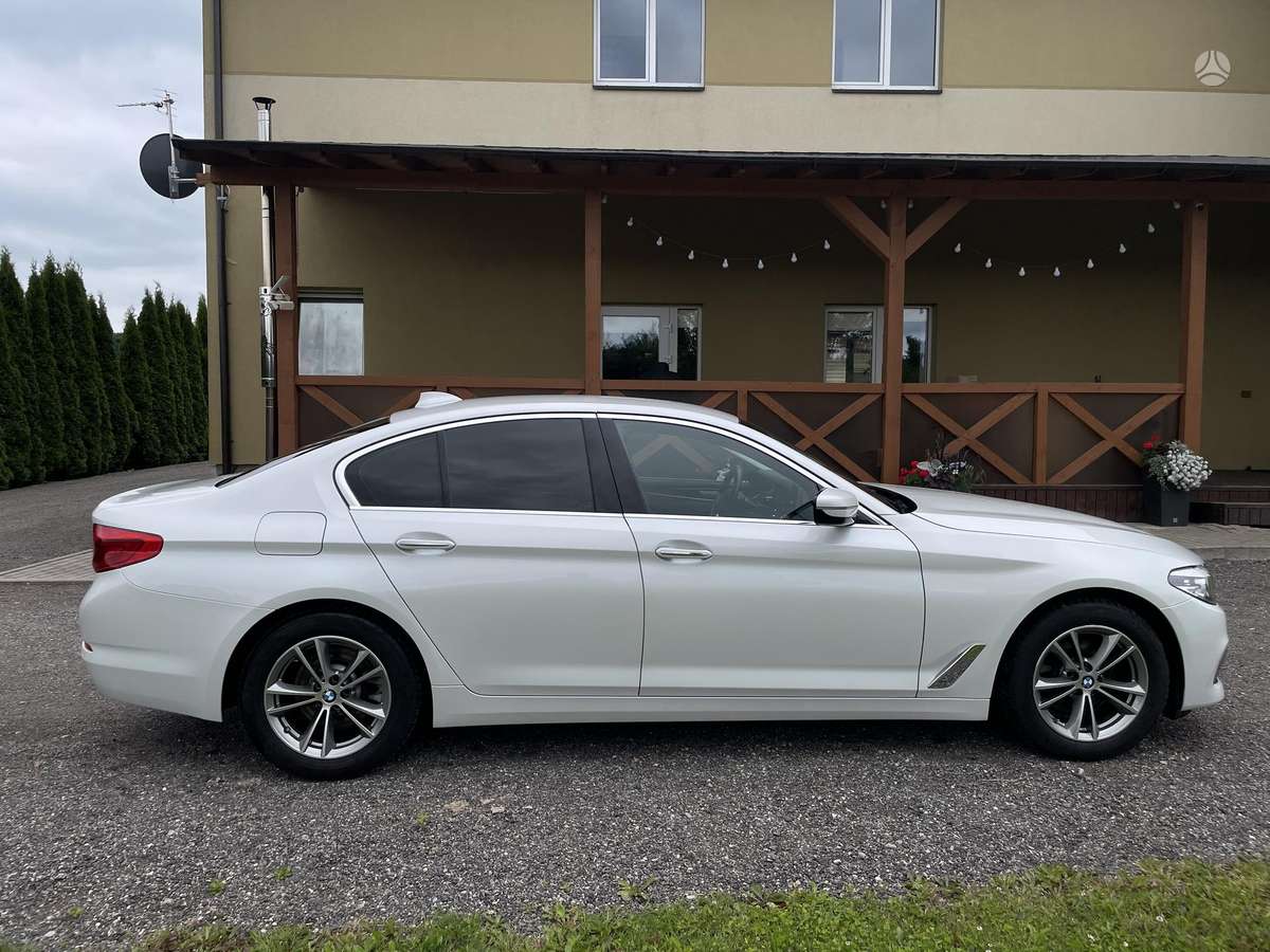 BMW 520, 2.0 l., Седан