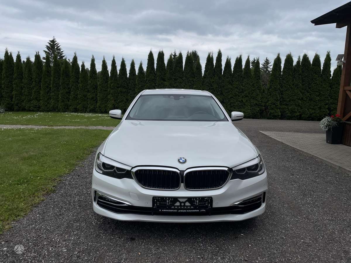 BMW 520, 2.0 l., Седан