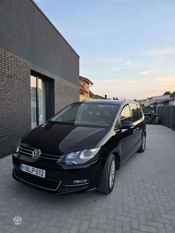 Volkswagen Sharan, 2.0 l., Минивэн