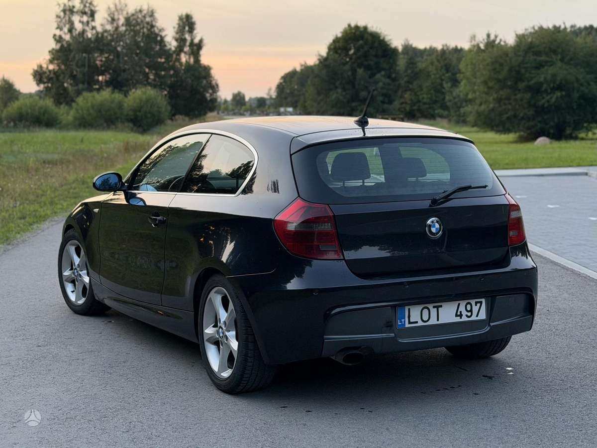 BMW 118, kupė (coupe)