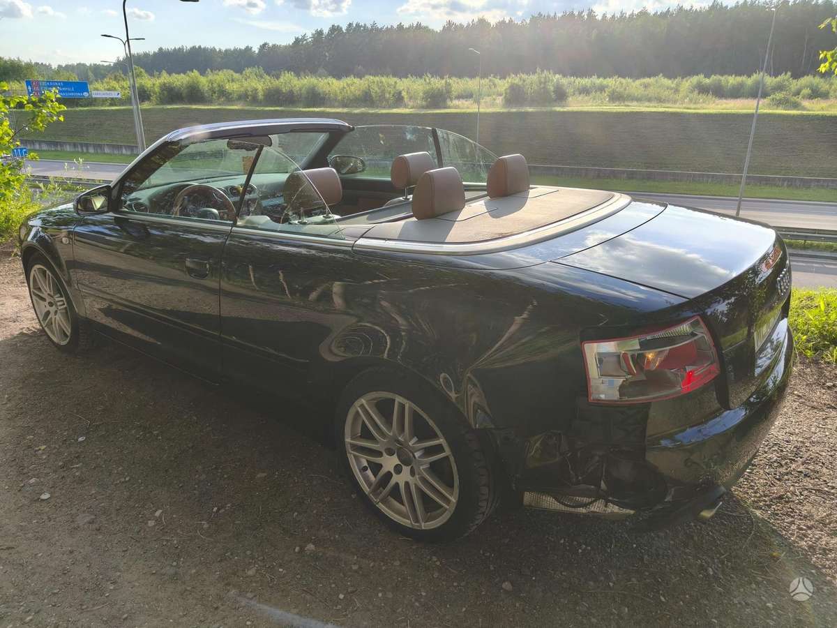 Audi A4, 3.1 l., convertible