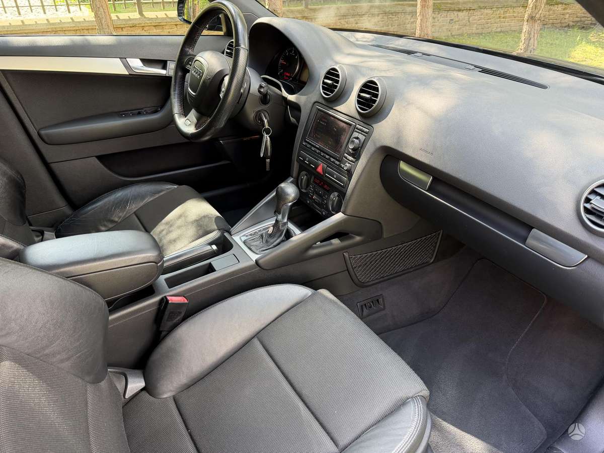 Audi A3, 2.0 l., hatchback