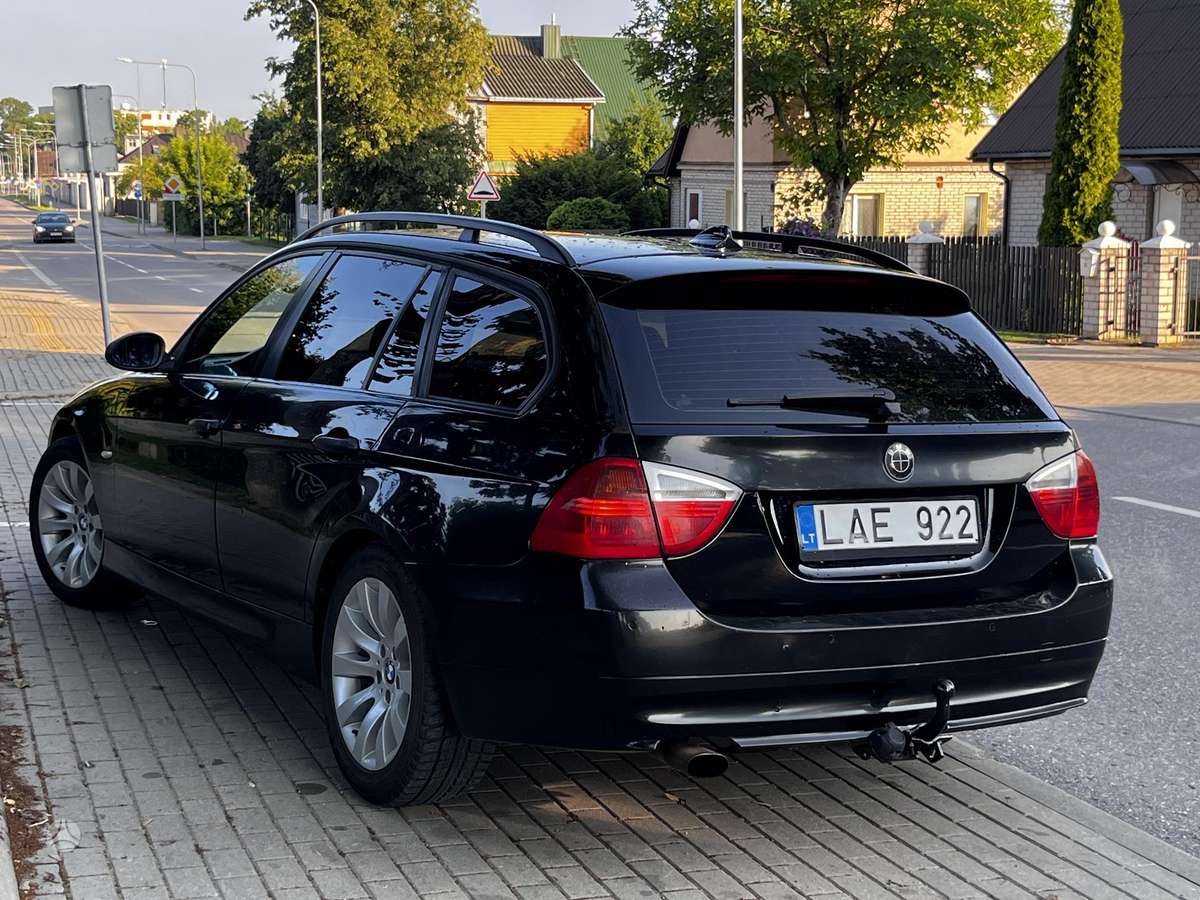 BMW 320, 2.0 l., wagon