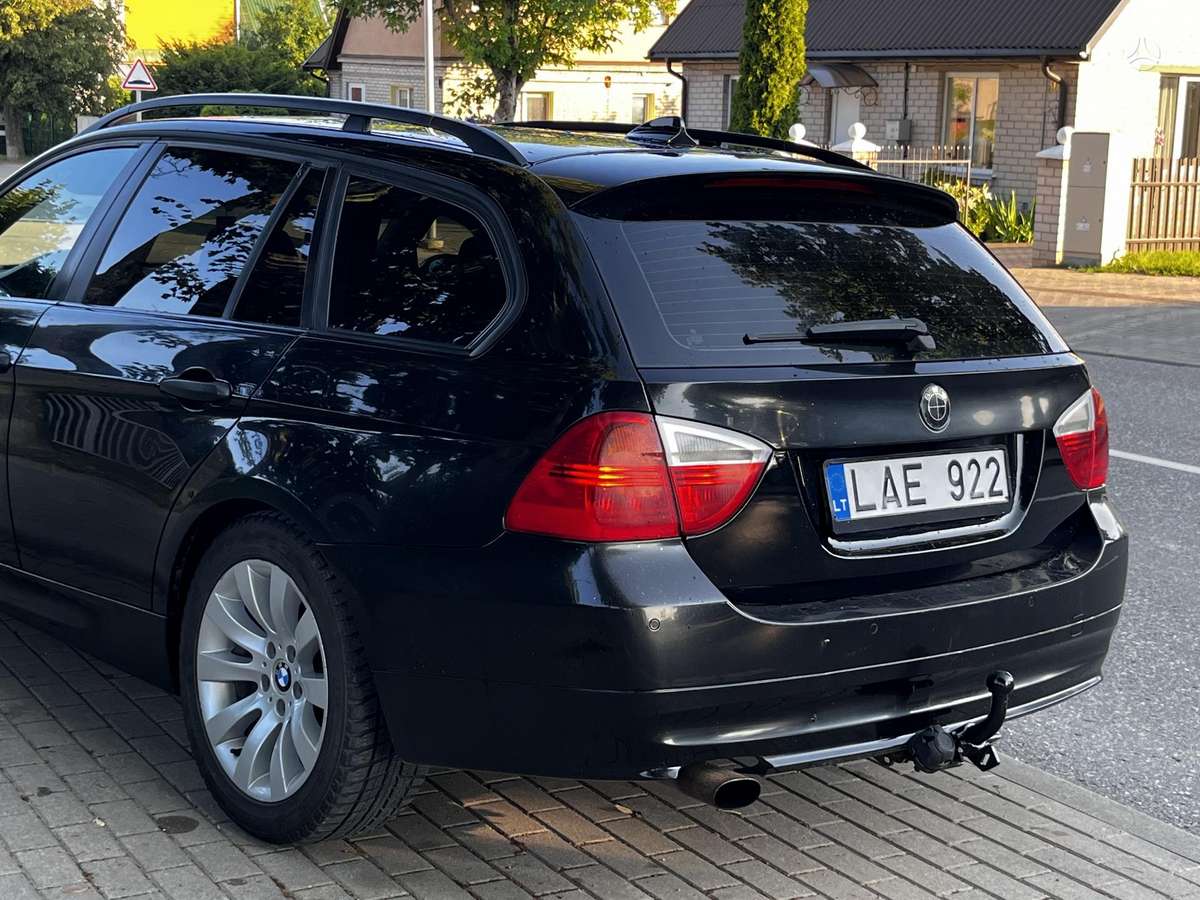 BMW 320, 2.0 l., wagon