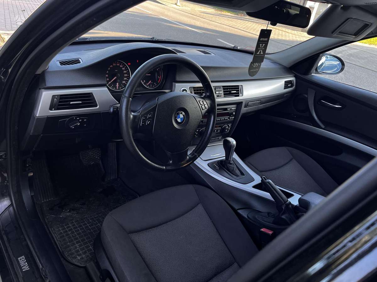 BMW 320, 2.0 l., wagon