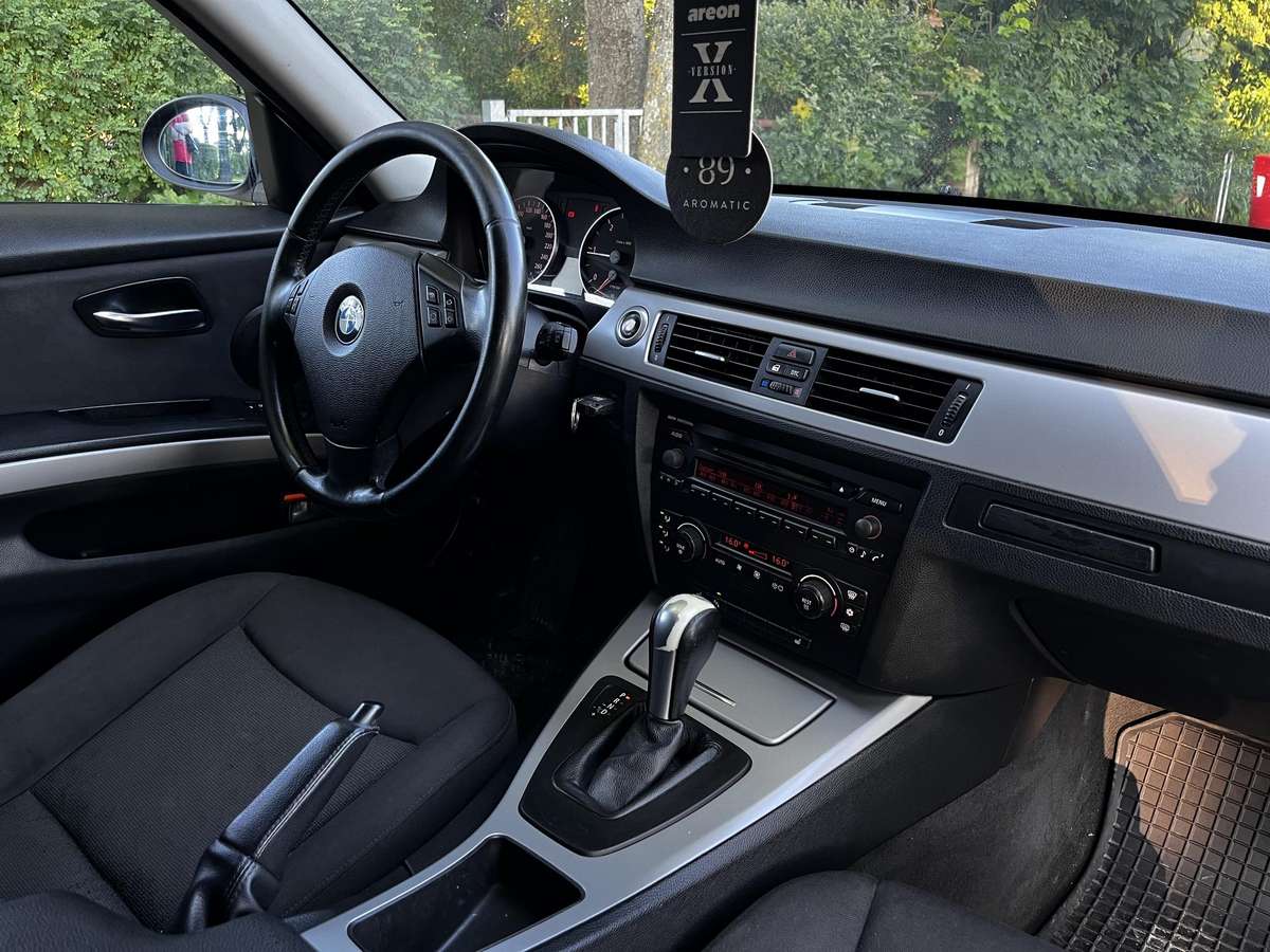 BMW 320, 2.0 l., wagon