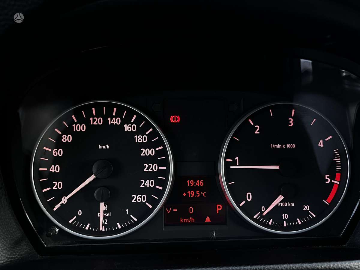 BMW 320, 2.0 l., wagon