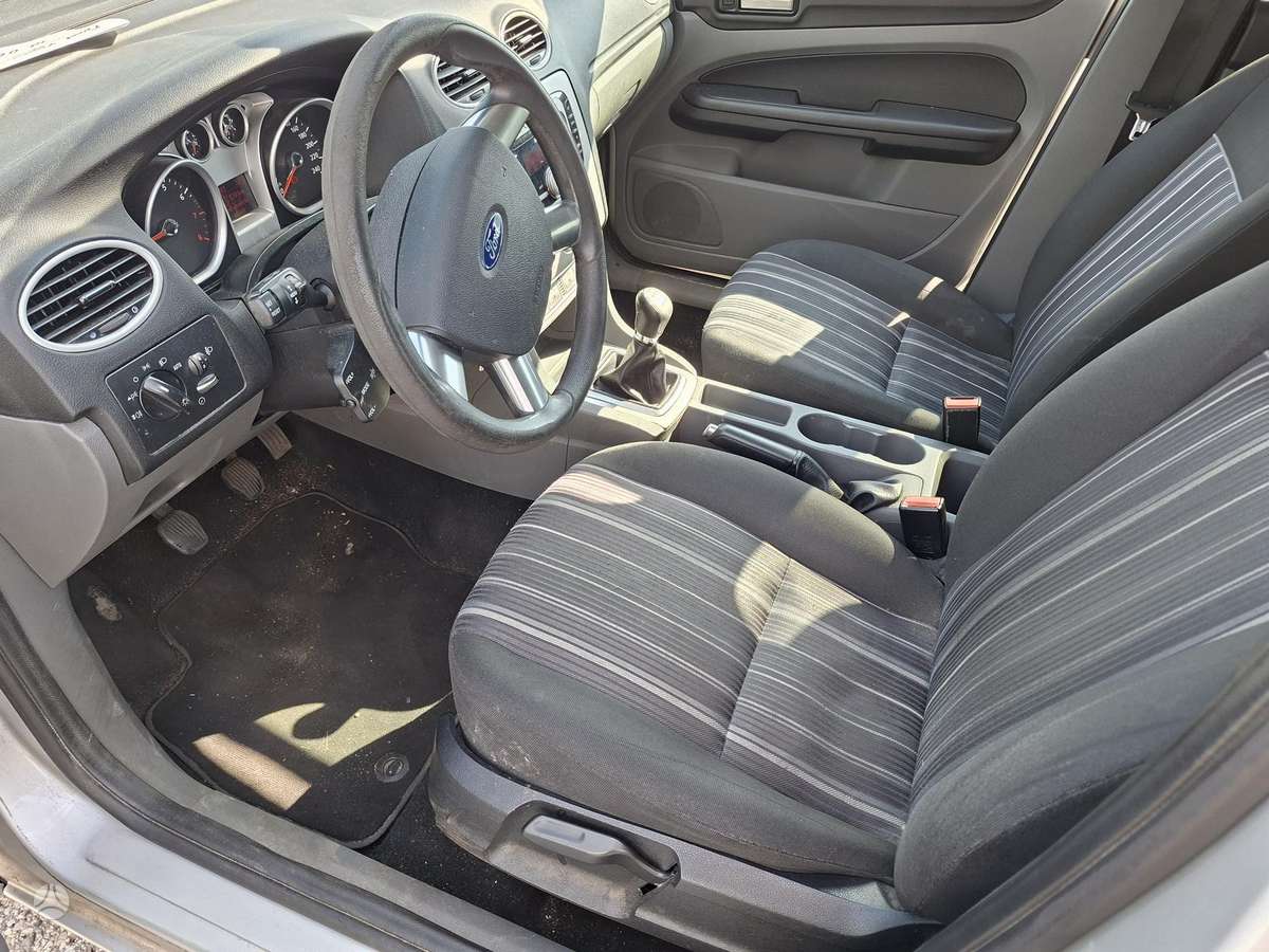 Ford Focus, 1.6 l., universalas