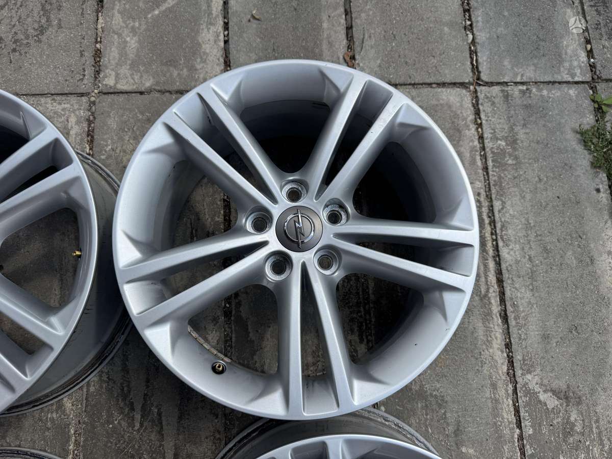 Opel INSIGNIA A, light alloy, R18