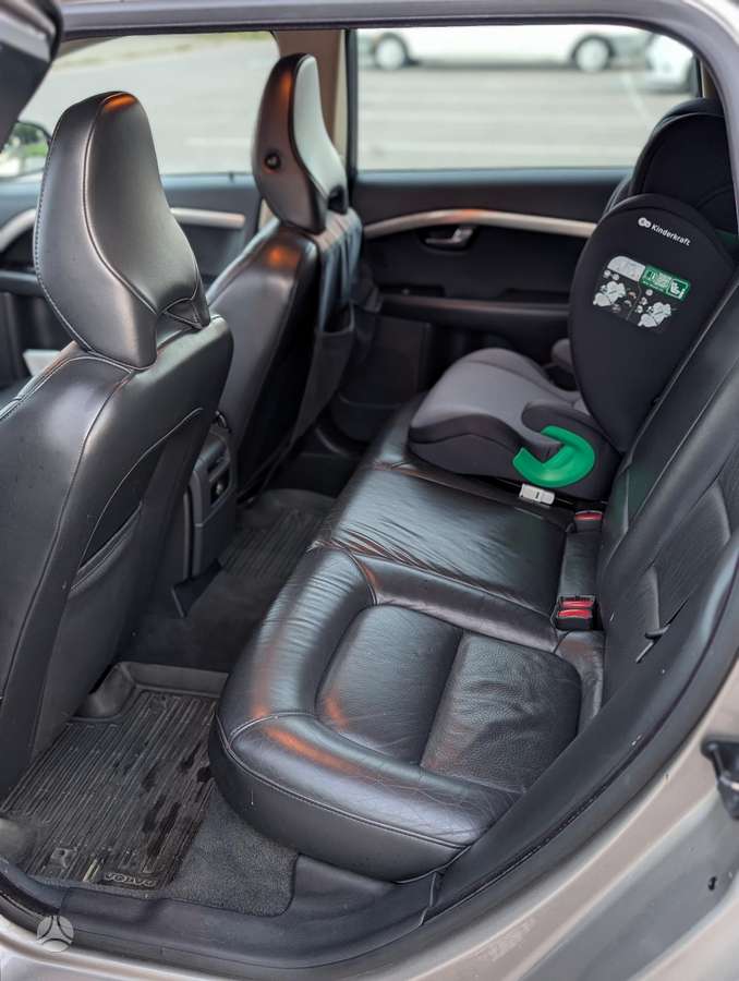Volvo V70, 2.5 l., wagon