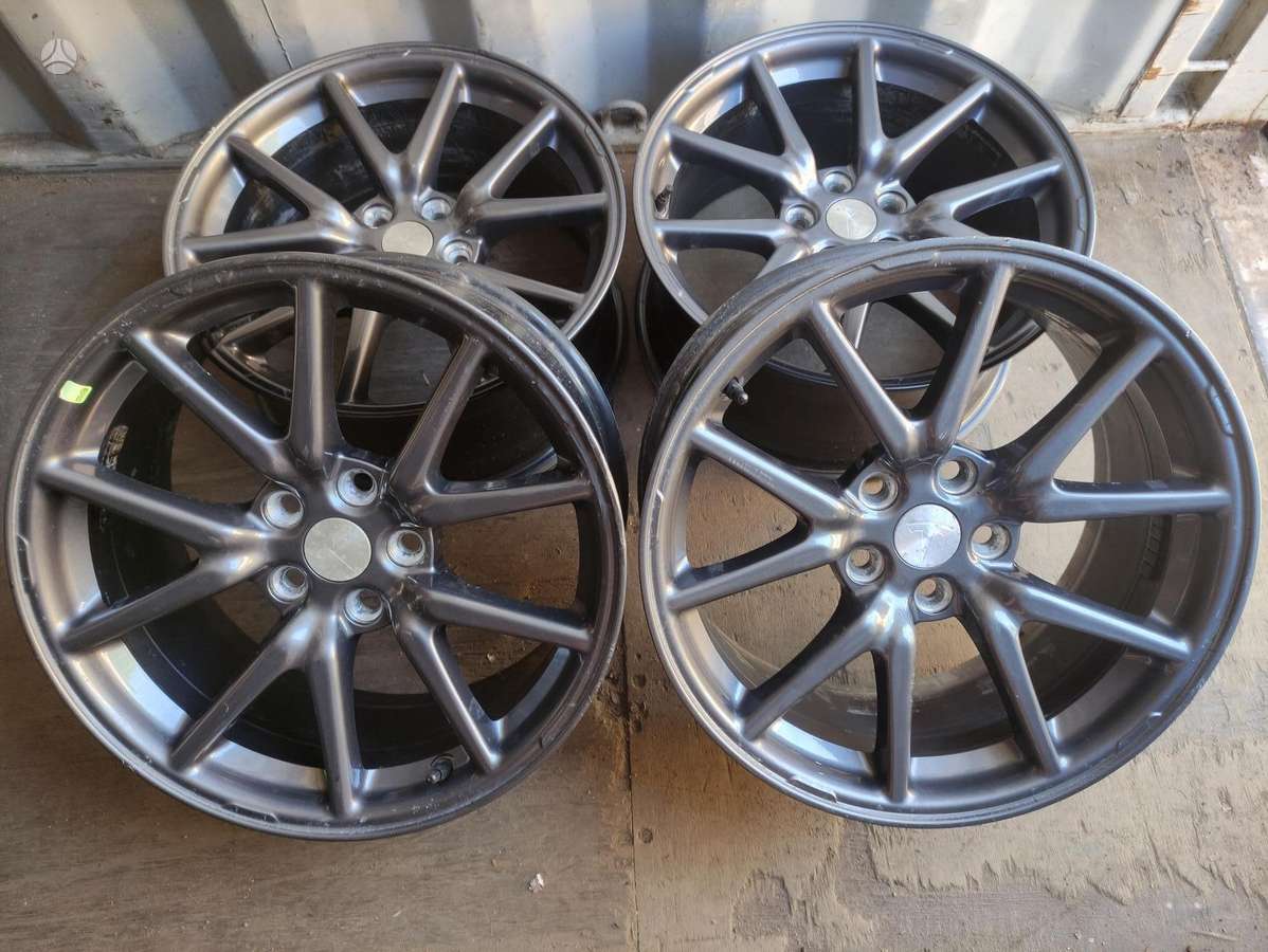 TESLA, lengvojo lydinio, R18