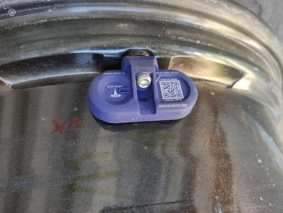 TESLA, light alloy, R18