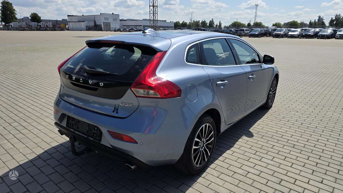 Volvo V40 - 4