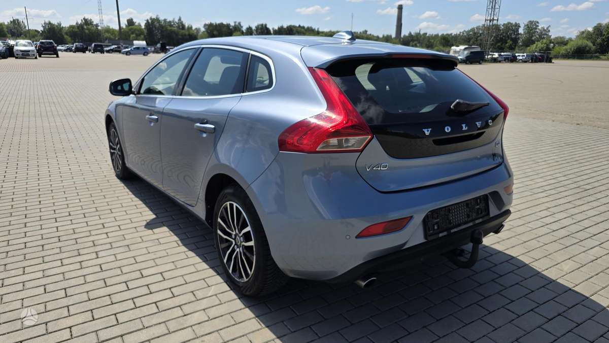 Volvo V40 - 5