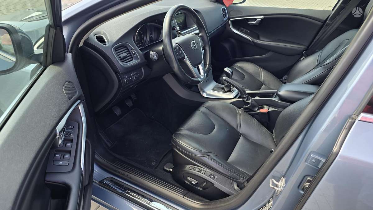 Volvo V40 - 11
