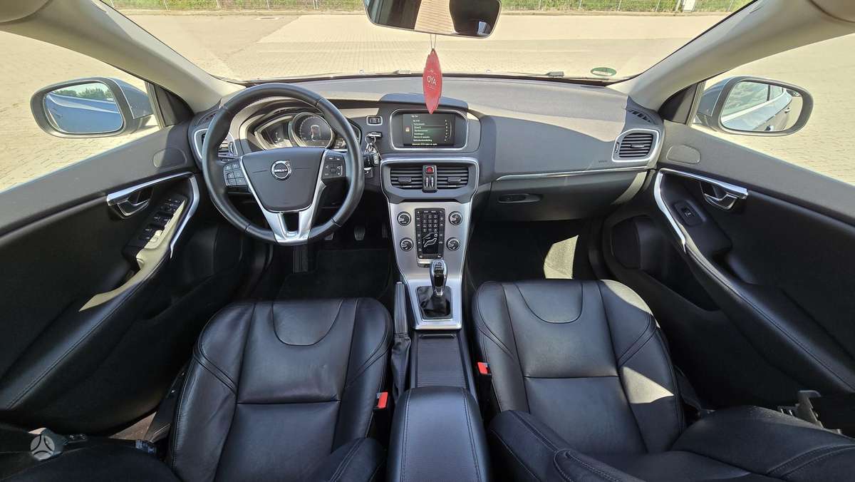 Volvo V40 - 12
