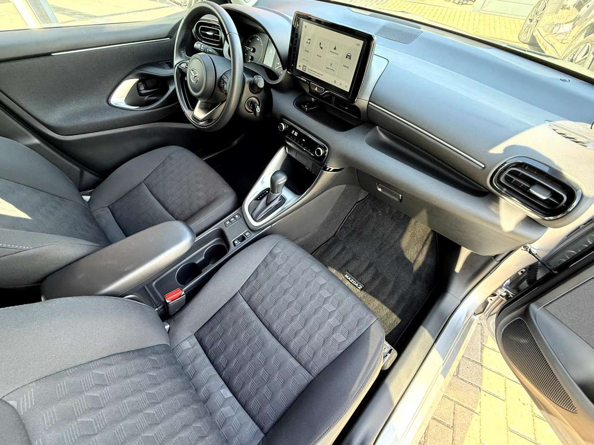 Mazda 2, 1.5 l., hatchback
