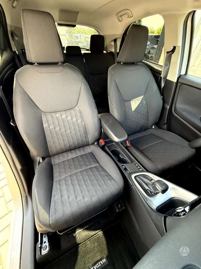 Mazda 2, 1.5 l., hatchback
