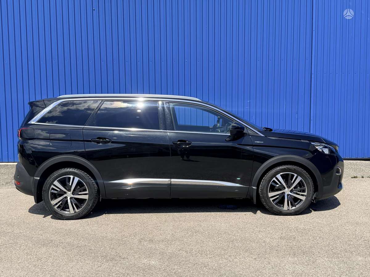 Peugeot 5008 - 5