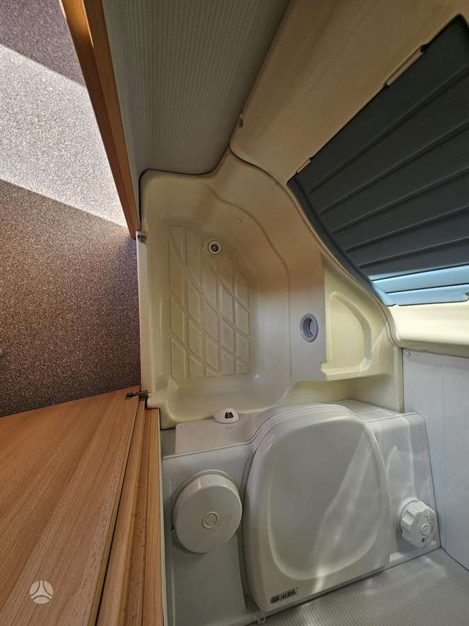 -Kita- KNAUS EIFELLAND, кемперы