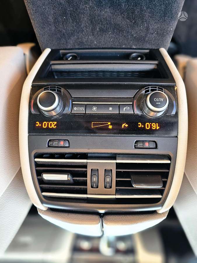 BMW 740, 3.0 l., Седан
