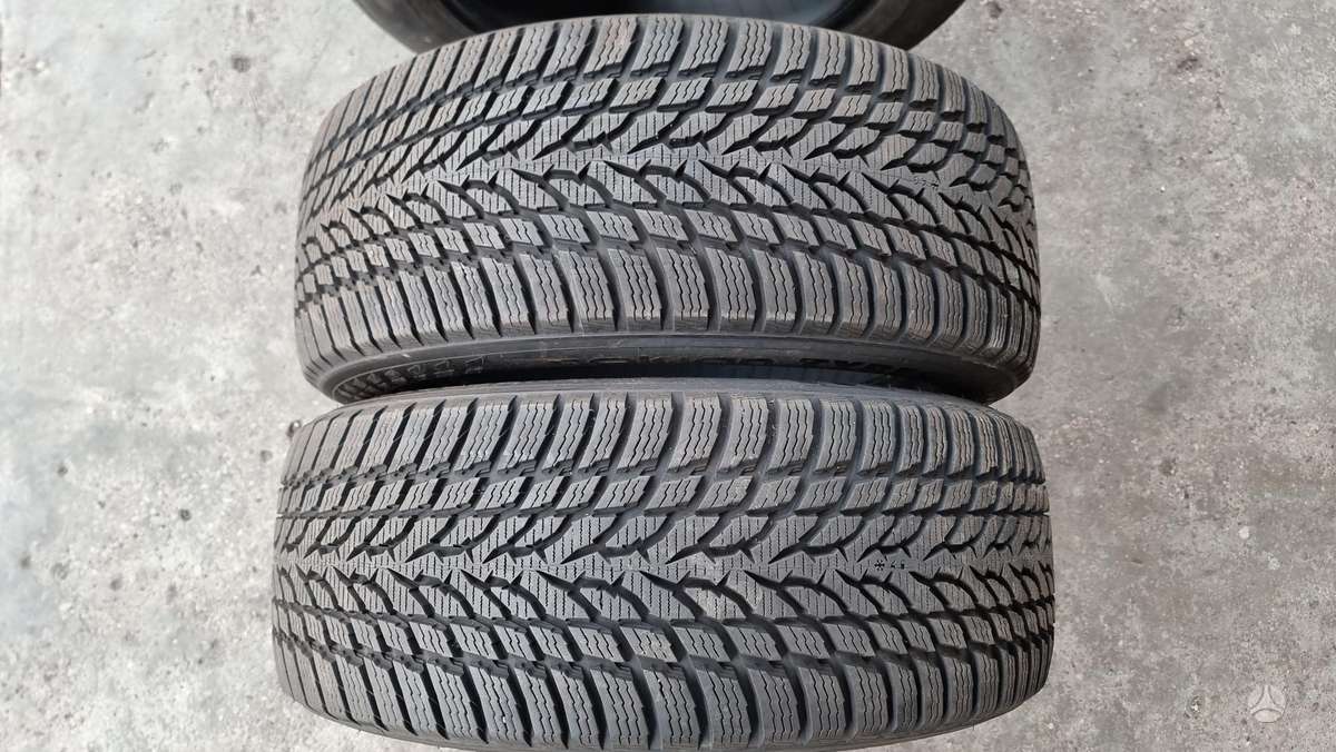 Nokian, зимние 225/55 R17