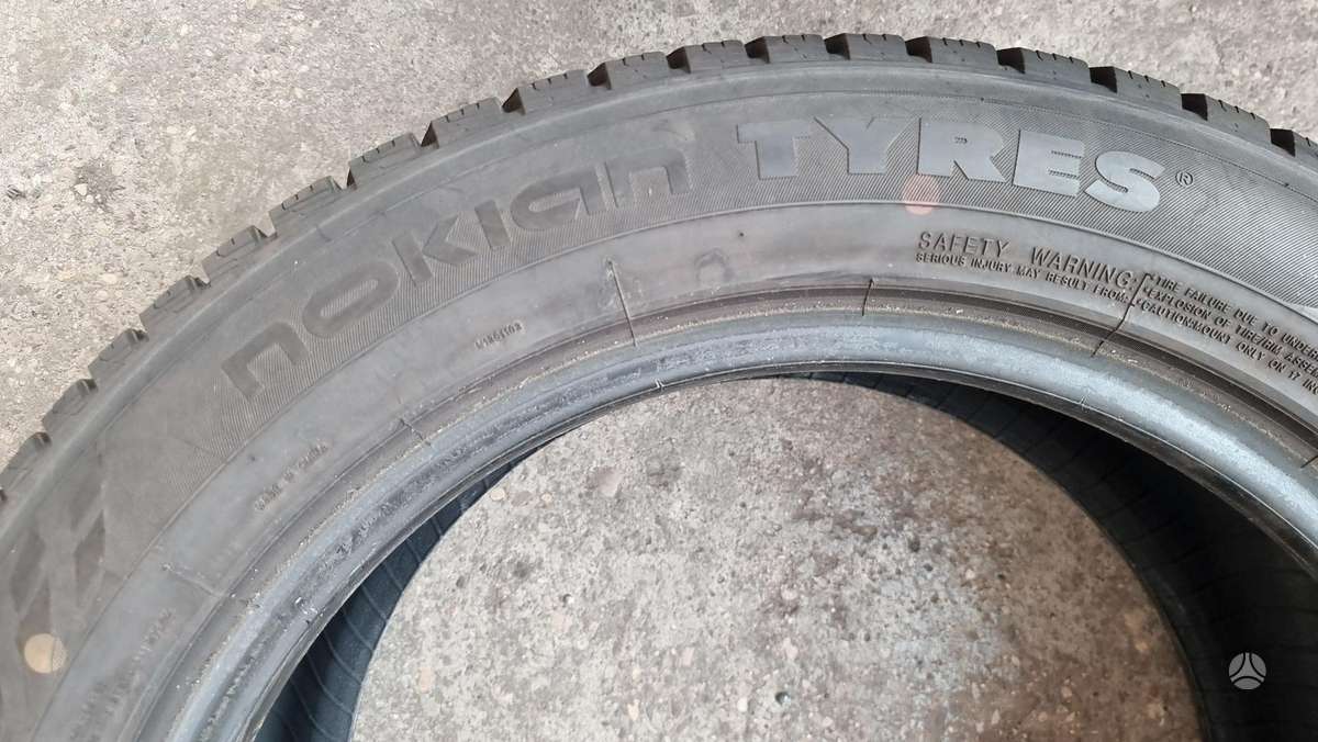 Nokian, зимние 225/55 R17