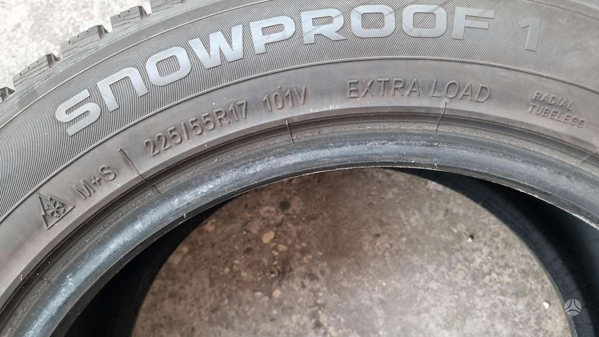 Nokian, зимние 225/55 R17