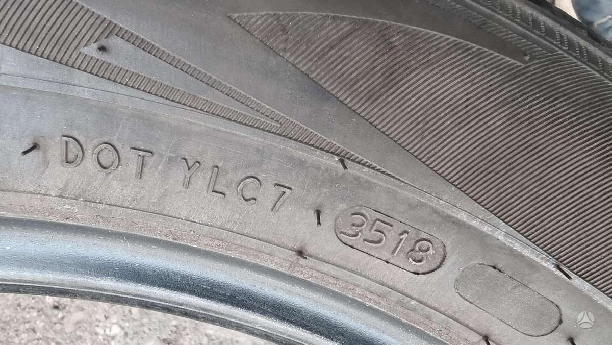 Nokian, зимние 225/55 R17