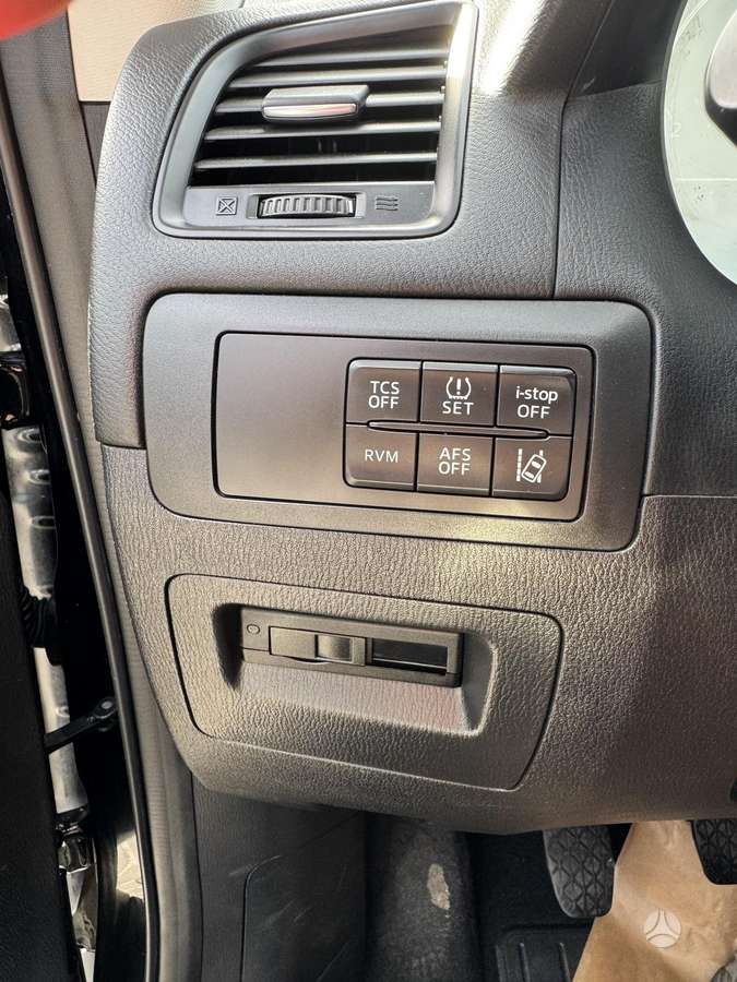 Mazda CX-5, 2.2 l., Внедорожник / Кроссовер