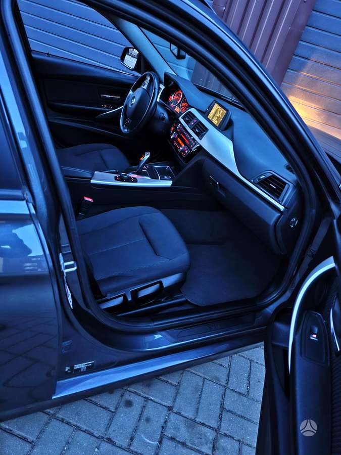 BMW 320, 2.0 l., universalas