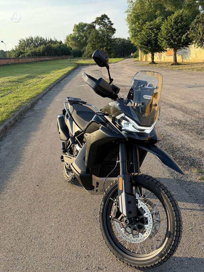 CFMOTO 800MT-X 800cc, enduro / adventure