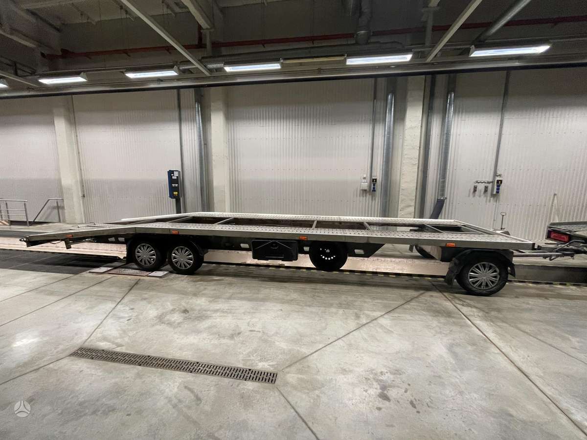 WEEKEND, auto transporter