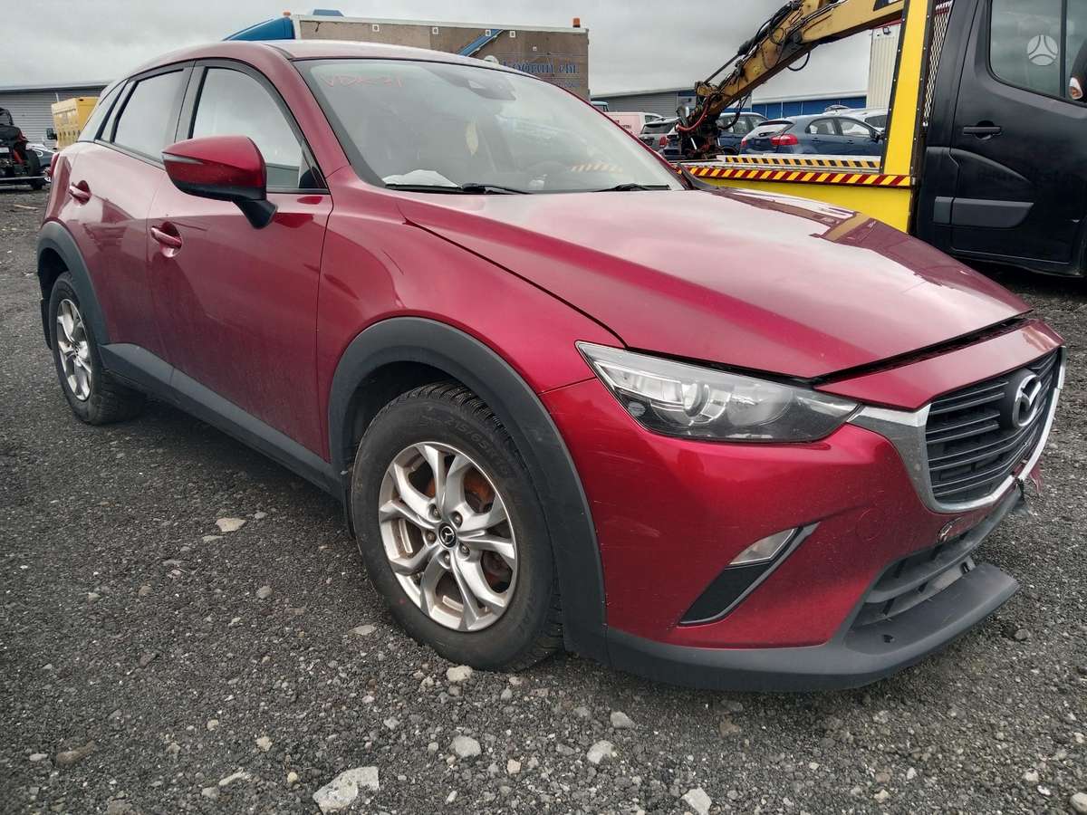 Mazda CX-3, 2.0 l., off-road / crossover