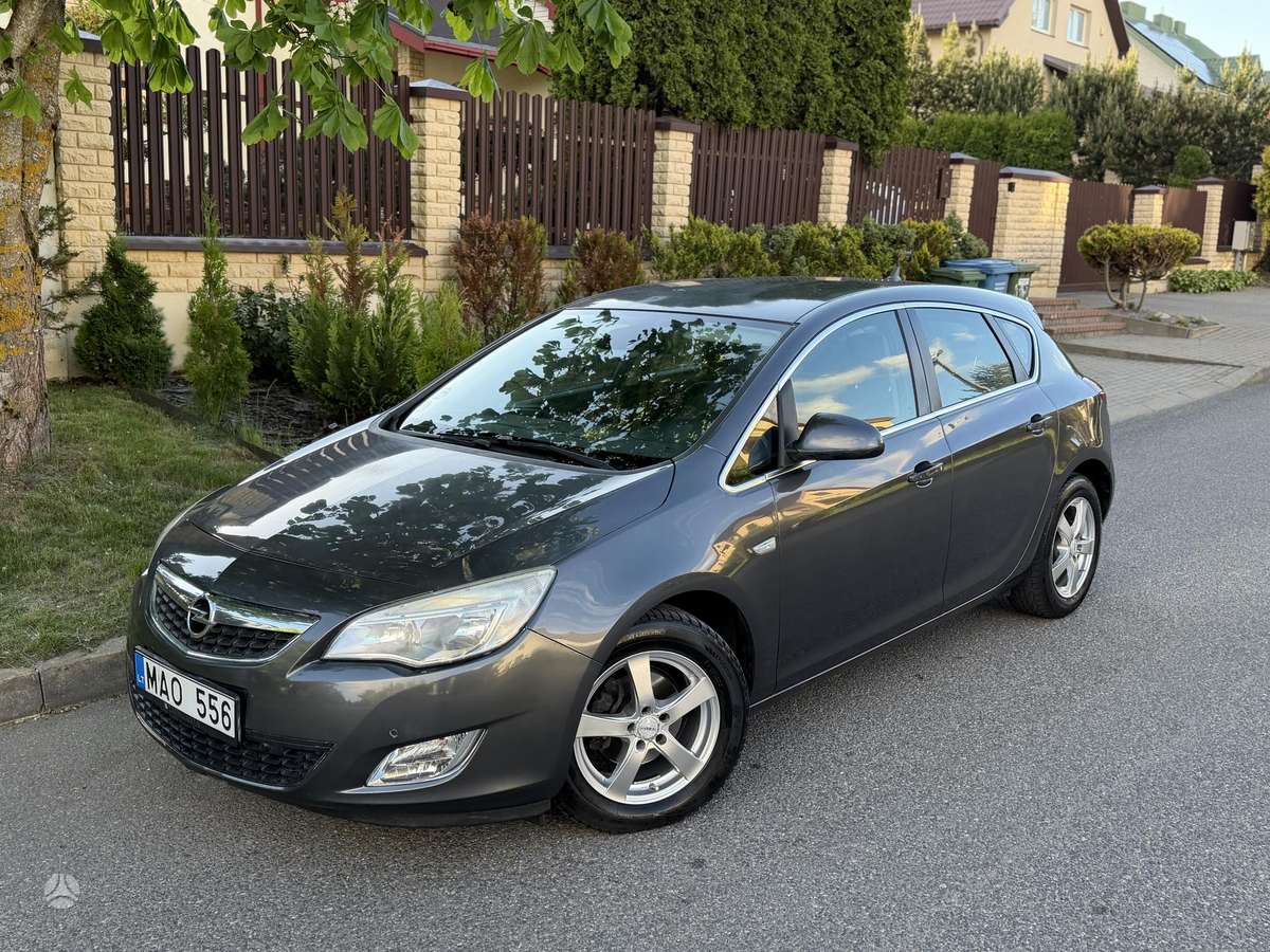Opel Astra, 1.6 l., hatchback