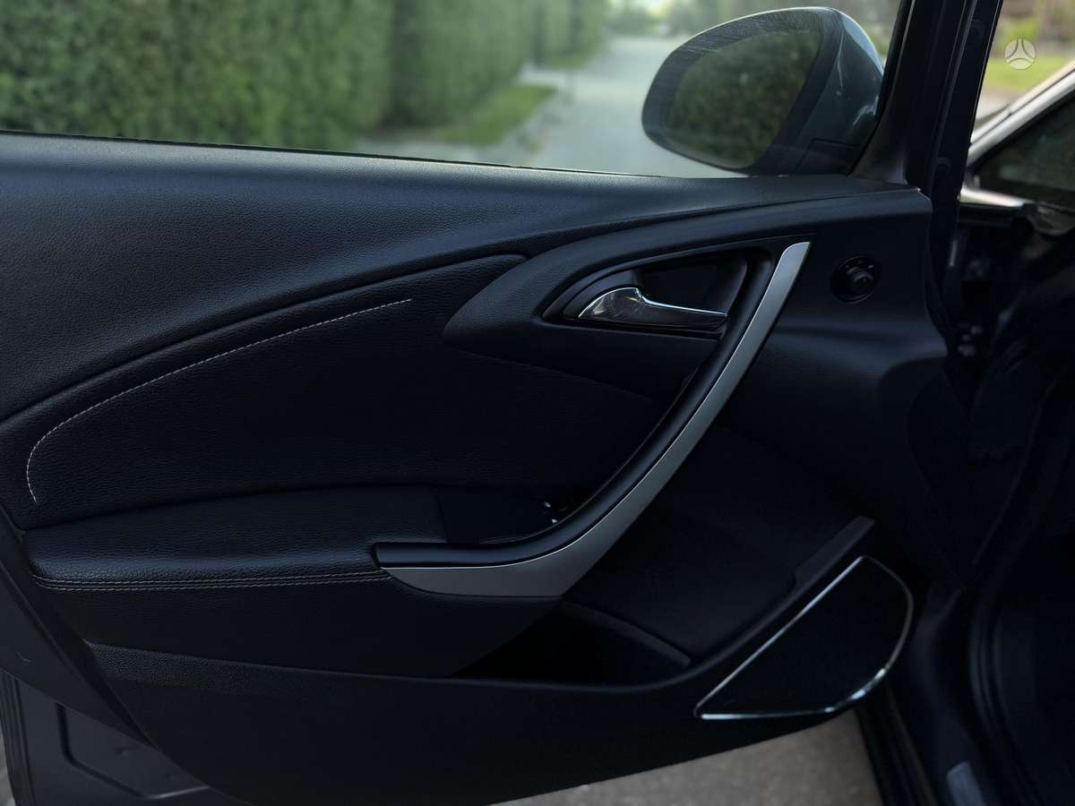 Opel Astra, 1.6 l., hatchback