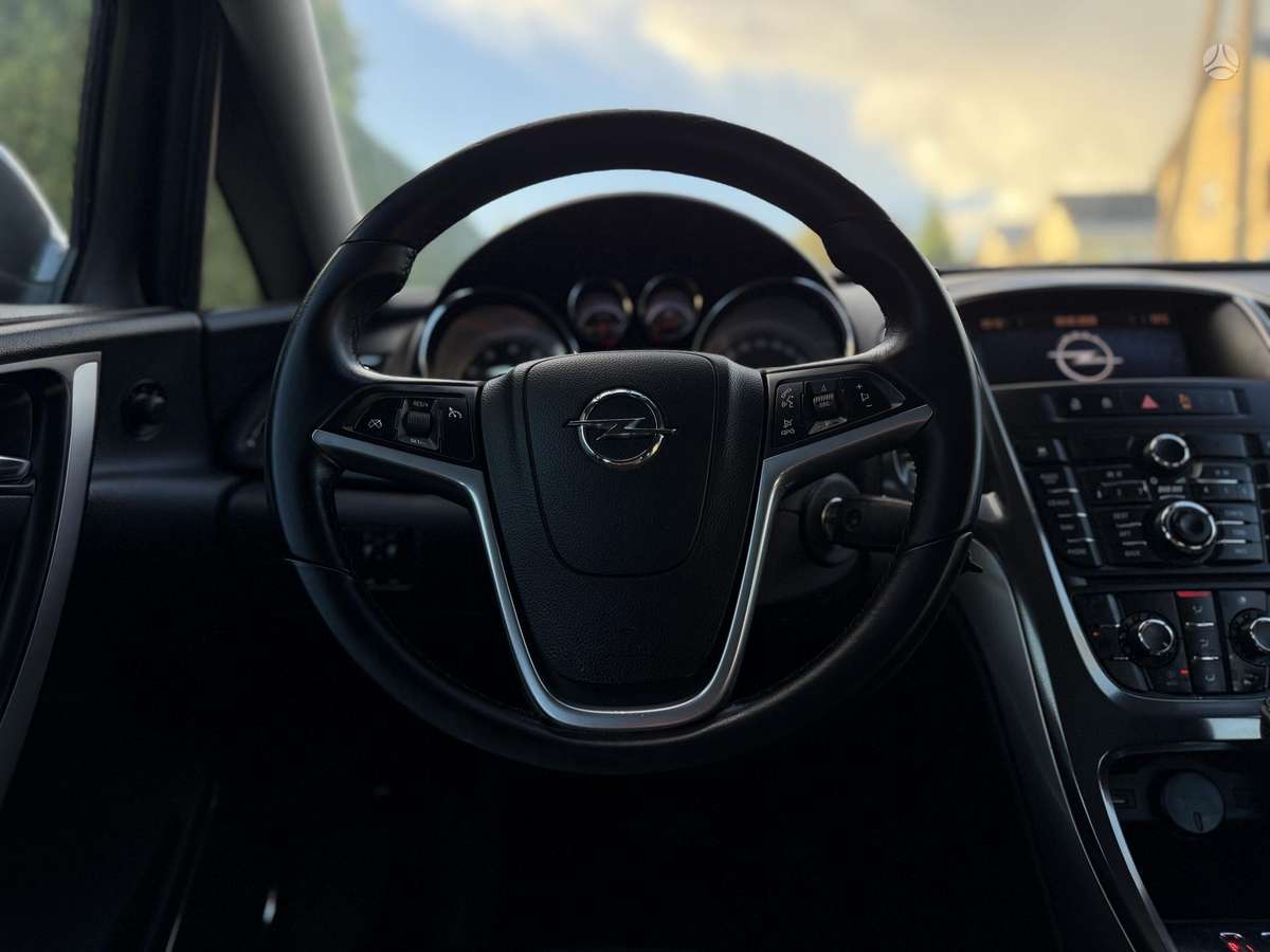 Opel Astra, 1.6 l., hatchback