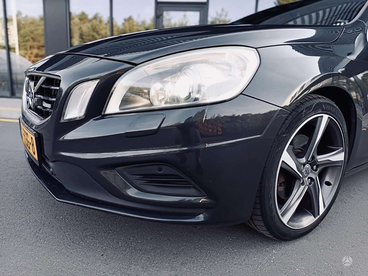 Volvo S60, 1.6 l., Седан