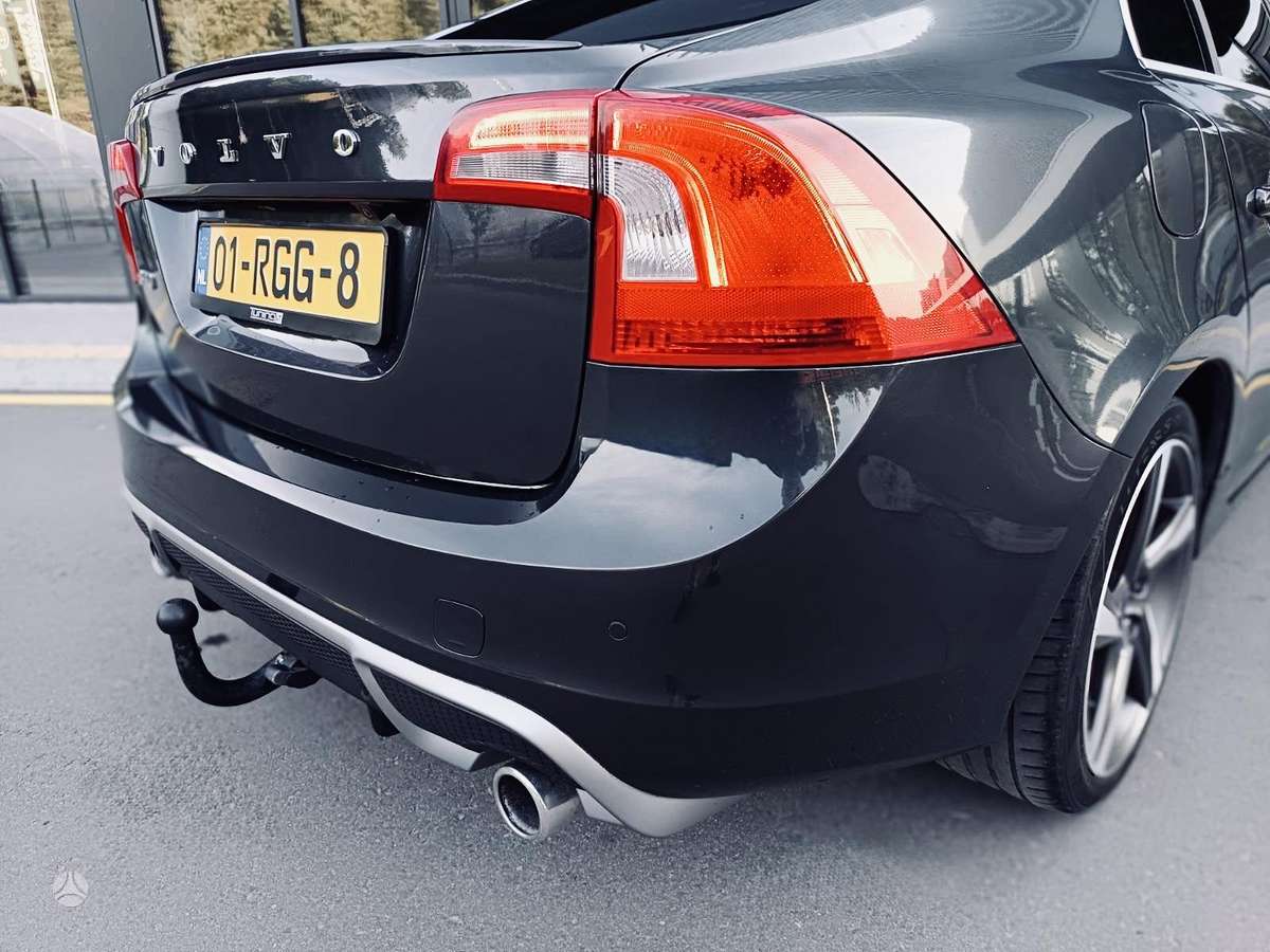 Volvo S60, 1.6 l., Седан