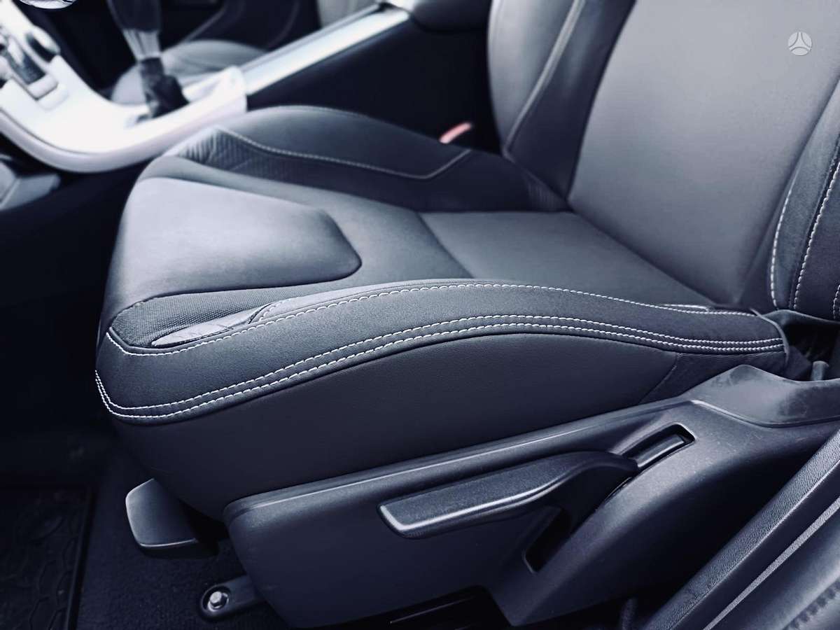 Volvo S60, 1.6 l., Седан