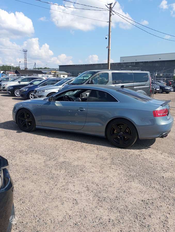 Audi A5, 2.0 l., Седан