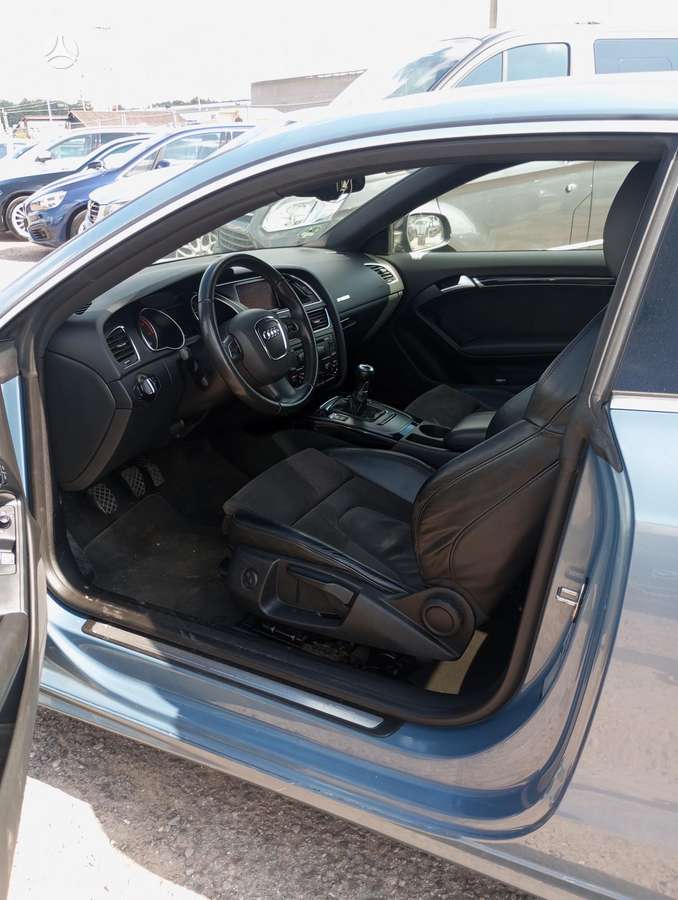 Audi A5, 2.0 l., Седан