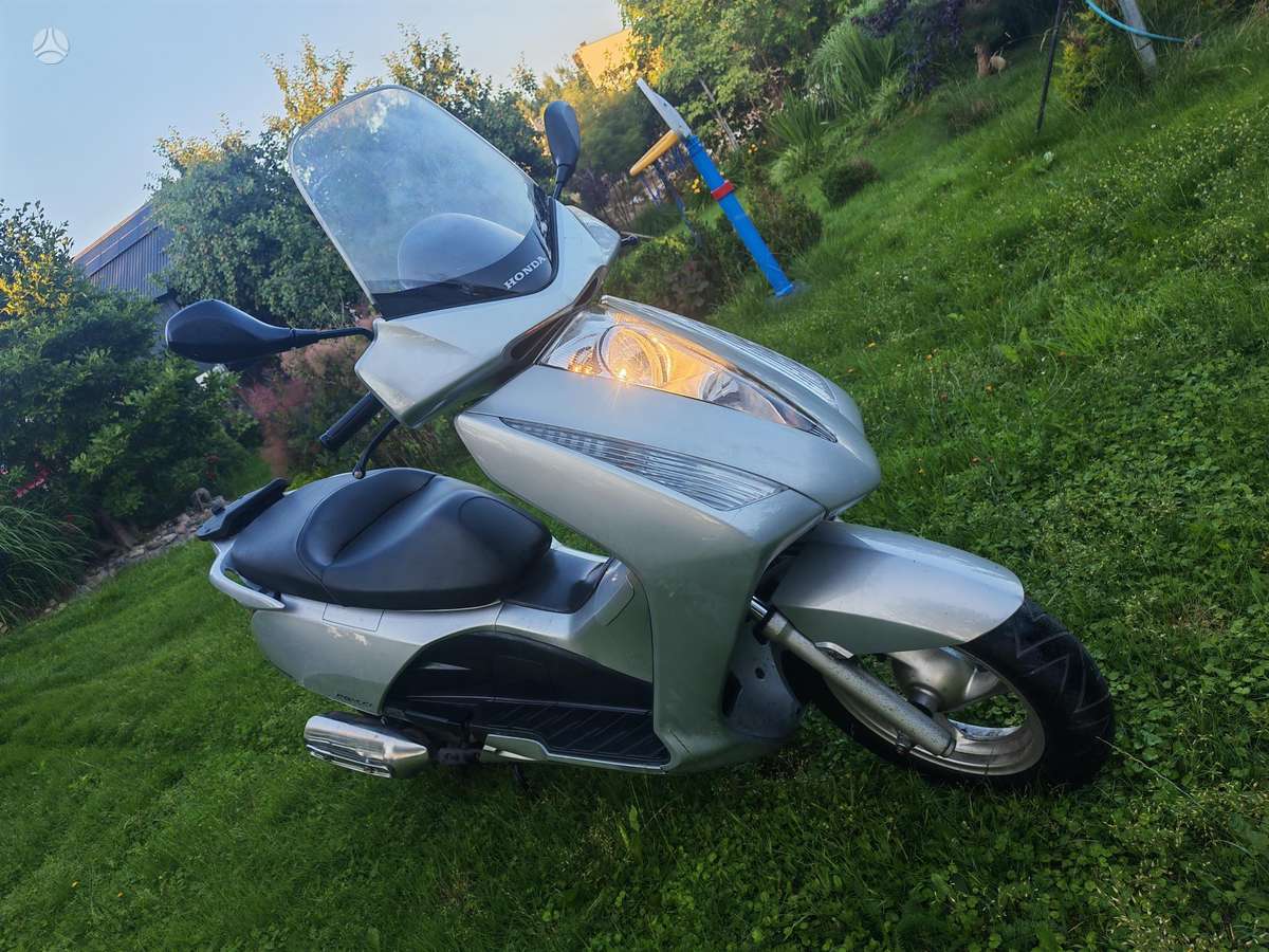 Honda Pantheon 125cc, scooters / mopeds