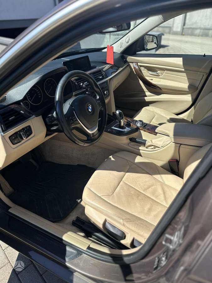 BMW 318, 2.0 l., wagon